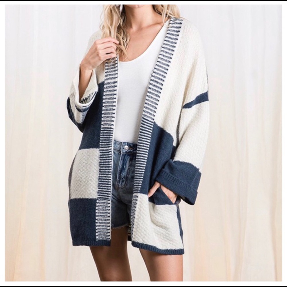 💼 Knit Color-block Cardigan Sweater - Picture 3 of 5